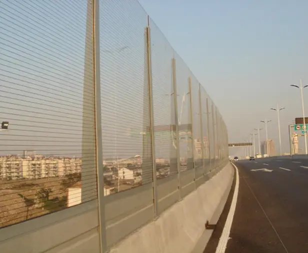 DONCHAMP NoiseGuard Acrylic DONCHAMPR Noiseguard A2 530X530